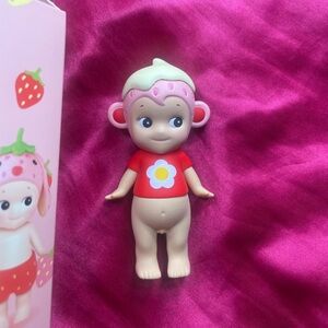 Sonny Angel - Mini Figure “Strawberry Love Series” - Monkey